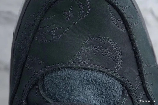 930155-001 KAWS 4 Retro Air JORDAN 'KAWS'  930155-001 0701
